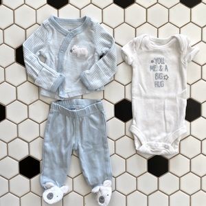 CARTERS | Preemie Shirt, Pant, Onesie Set